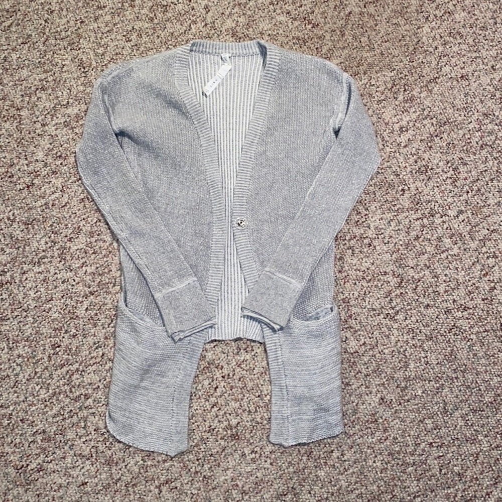Lululemon sweater